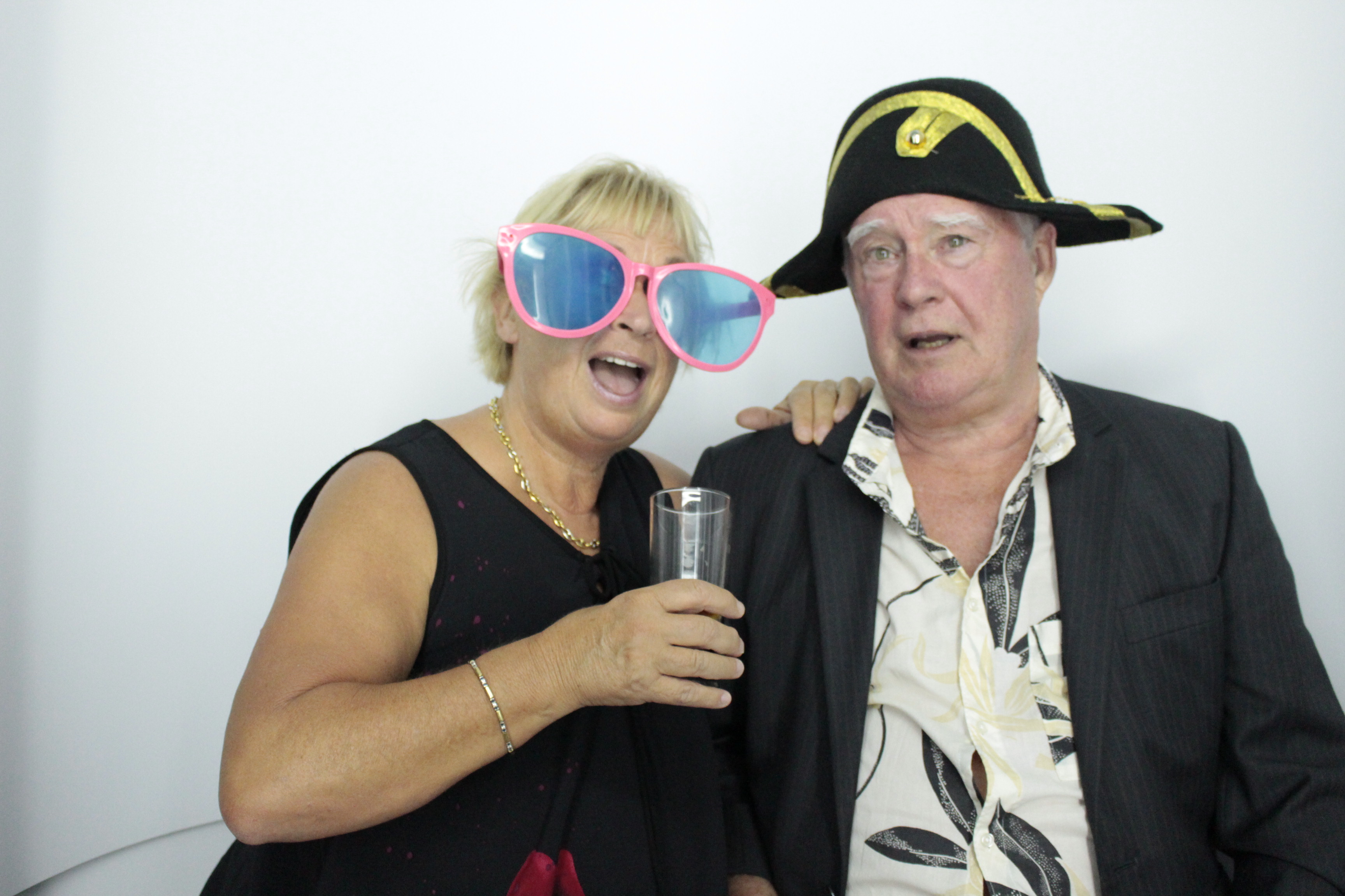 Louise & Dan's Big Day | View more photos from the event at gallery.myphotoboothexperience.co.uk/u/MyPhotoBoothExperienceLtd/Louise-Dans-Big-Day